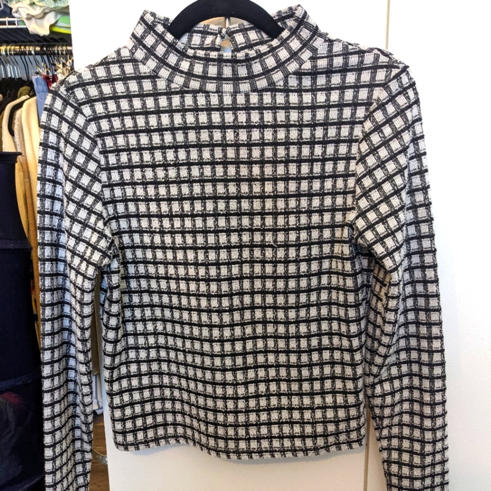 Grid print mock neck long sleeve top